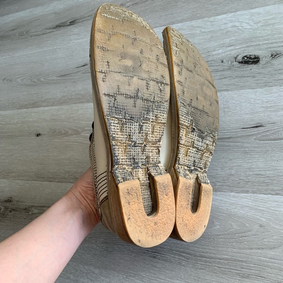 Genuine Leather Oxfords, Cream White, Size 6 - Picture 4 of 16